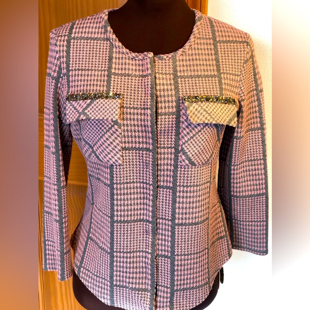 ARAS sparkly cardigan s38 Hidden snap placket Mauve/gray houndstooth Very cute